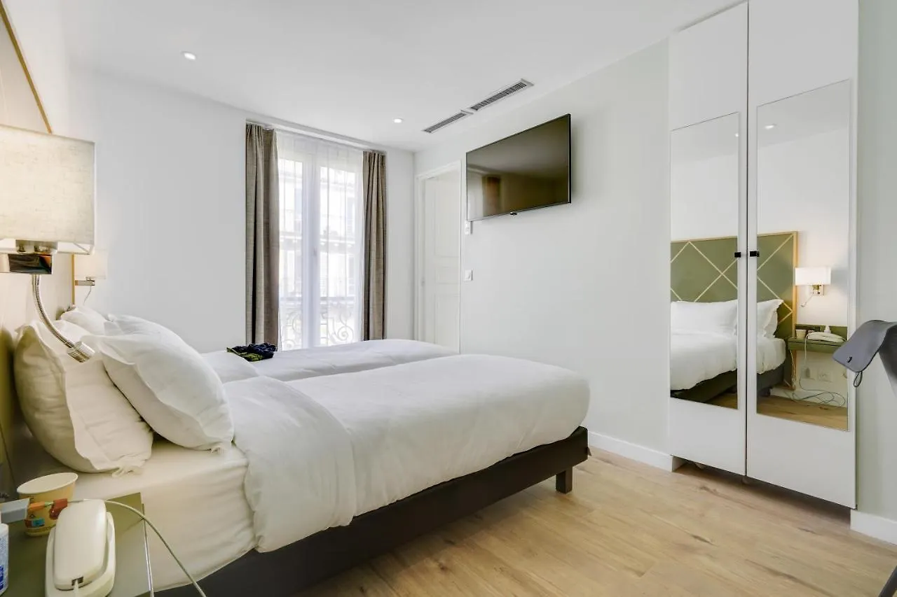 B Square 3* Paris